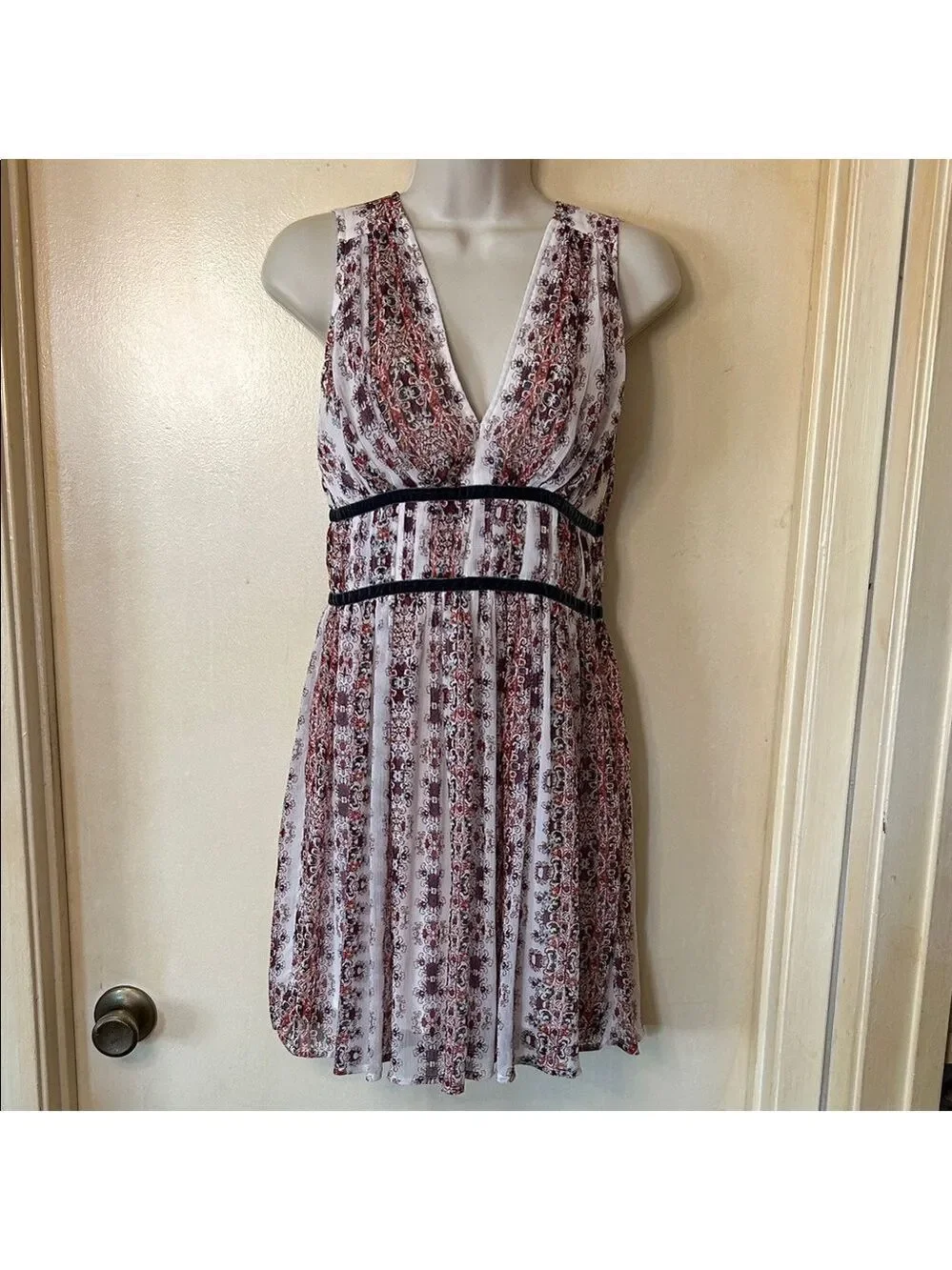 Abercrombie & Fitch Cream Floral Chiffon Mini Dress size S